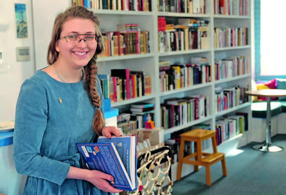 Дарья Новикова, владелица книжного магазина «Никто не спит»