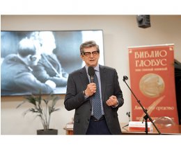 Александр Звягинцев: «Нет такой силы, которая заставила бы нас забыть эту боль» Александр Звягинцев: «Нет такой силы, которая заставила бы нас забыть эту боль»