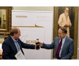 Литературная премия «Ясная Поляна» наградила китайского писателя Мо Яня в номинации «Иностранная литература» Литературная премия «Ясная Поляна» наградила китайского писателя Мо Яня в номинации «Иностранная литература»