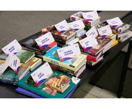 Признания в любви к книгам прозвучали со сцены Московского дома книги Признания в любви к книгам прозвучали со сцены Московского дома книги