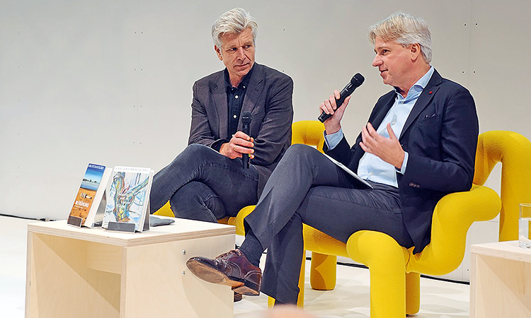 Karl-Ove-Knausgård-and-Juergen-Boos.jpg Karl-Ove-Knausgård-and-Juergen-Boos.jpg
